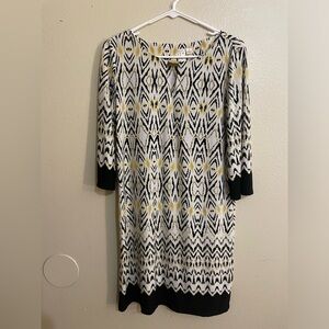 Cute Black & White Dress PM Like New